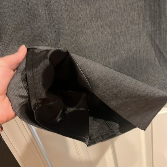 T Tahari Grey Cap Sleeve Knee Length Dress 8 - Picture 3 of 9